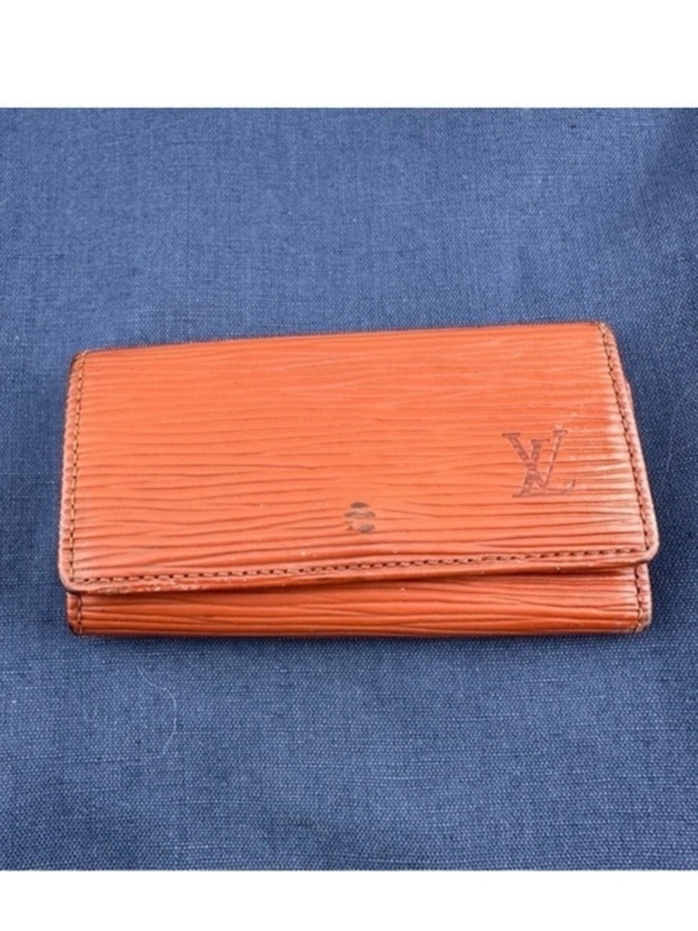 AUTHENTIC Louis Vuitton key holder. Brown.